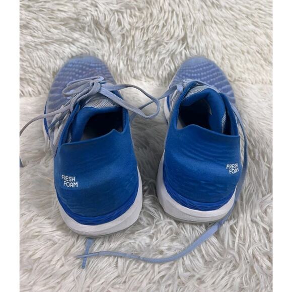 New Balance Women’s Fresh Foam Running Shoes Size 8 Frost Blue W860A11 Athletic - Picture 3 of 13